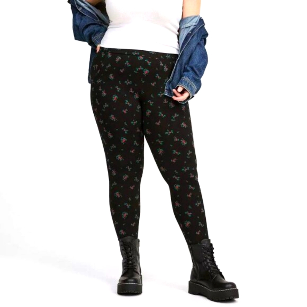 ❤️NWT TORRIID LEGGING POCKETS - ROSE FLORAL PRINT FULL LENGTH PLUS SIZE